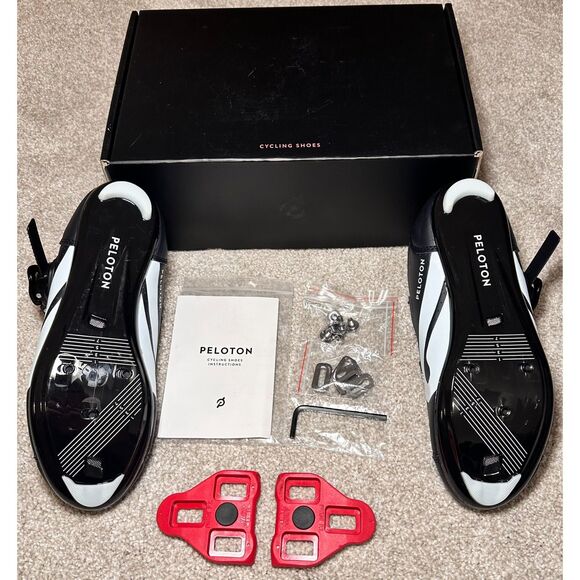 Peloton Ear Buds & Unisex Bike Shoes with Cleats in Box Size 38EU/7.5 US Women's - Picture 3 of 8